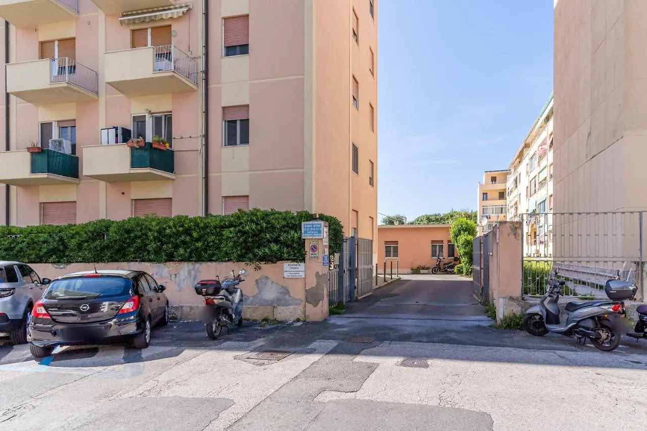 Apartment Livorno - Sea View Apartment! Italy